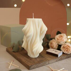 Modern Twist Candle | Contemporary Art Home Accent